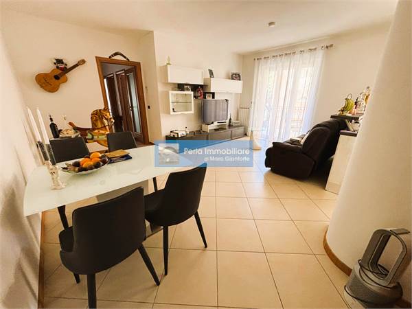 Splendido Appartamento con Doppi Servizi Terrazzo Abitabile e Garage 